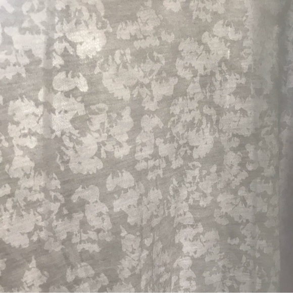 Zella | 3X White Sheer Short Sleeve Blouse - Picture 6 of 10